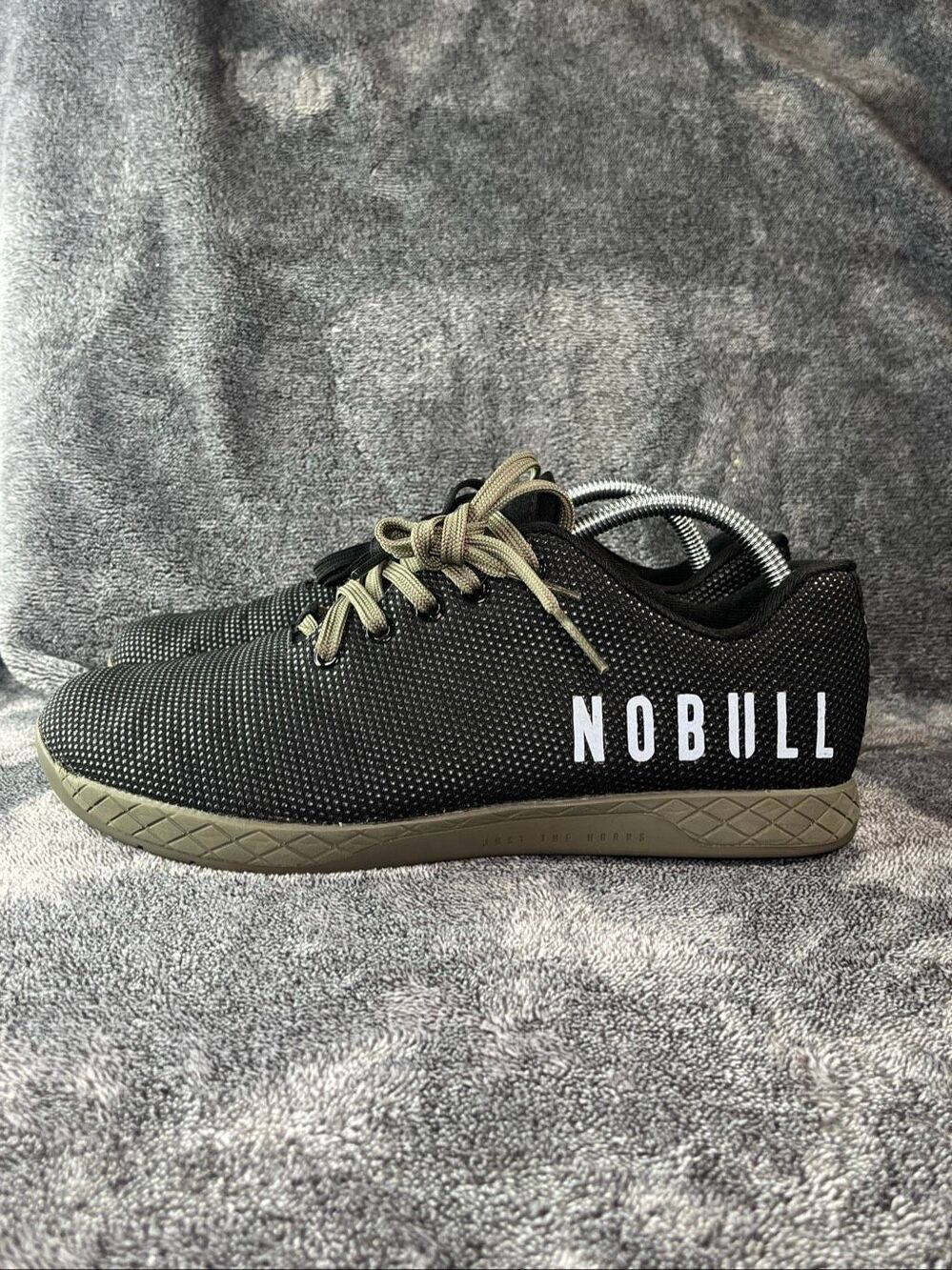 NOBULL Outwork SuperFabric Low Trainer Black / Olive Ivy Men 10 Women 11.5